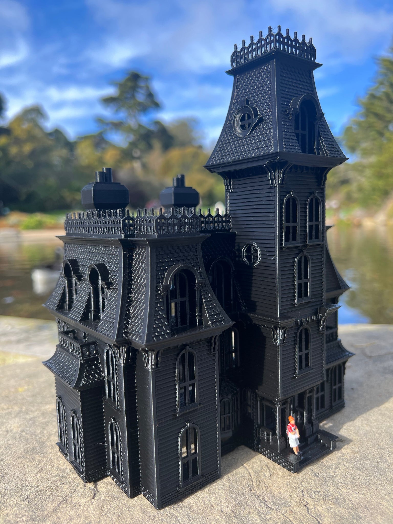 Small Gray Miniature #37 N-Scale Addams Family Mansion Wednesday Victo –  Gold Rush Bay