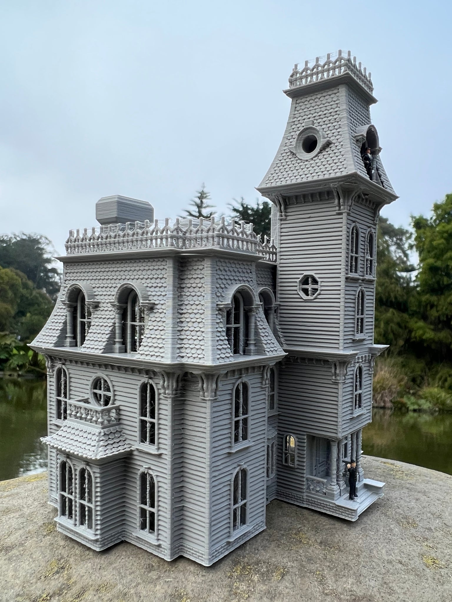 Small Gray Miniature #37 N-Scale Addams Family Mansion Wednesday Victo –  Gold Rush Bay